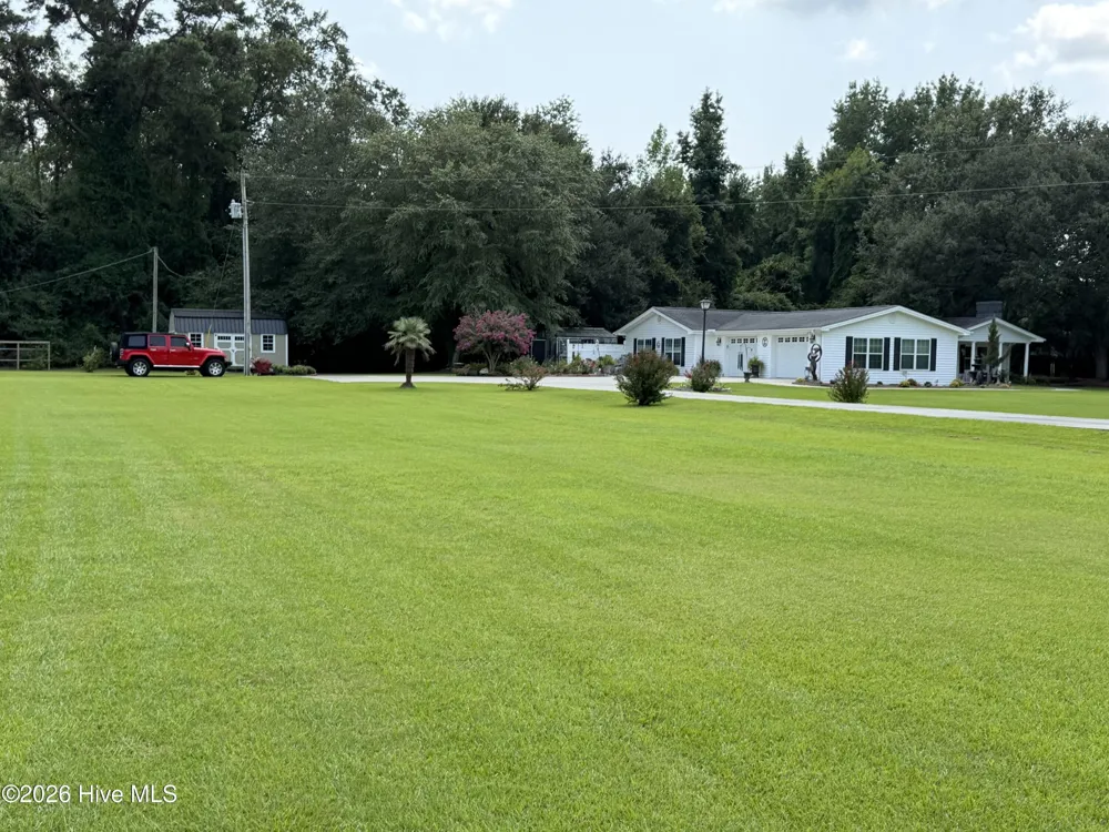 1589 Carl Stephens Road Clarendon, NC 28432