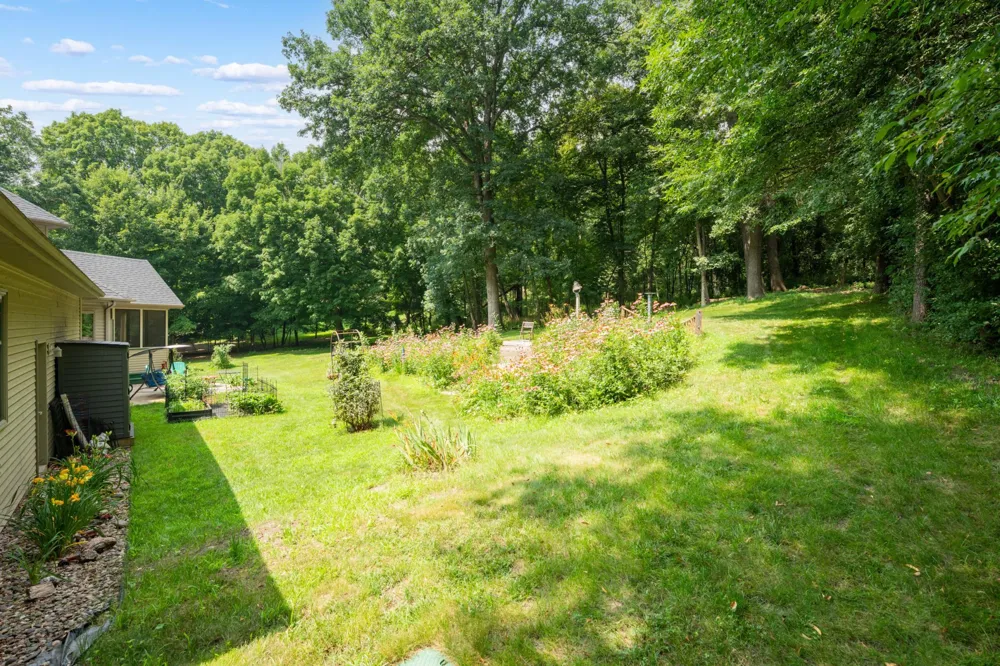 6921 Bluff Lane NW Rochester, MN 55901