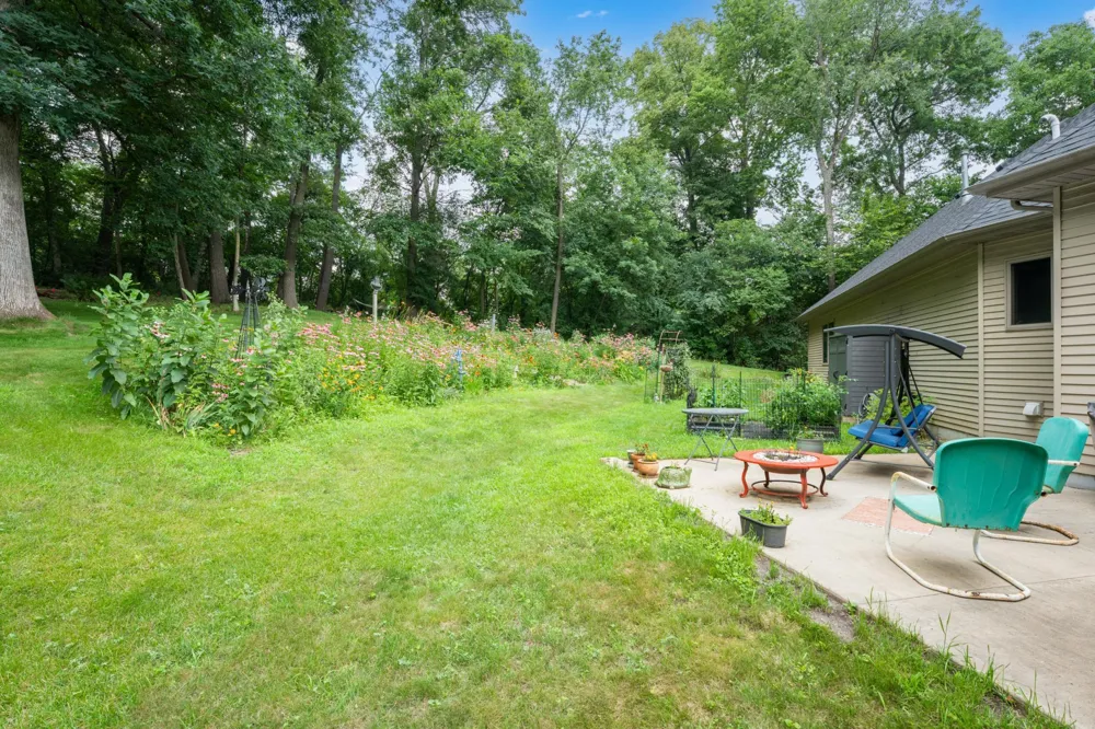 6921 Bluff Lane NW Rochester, MN 55901