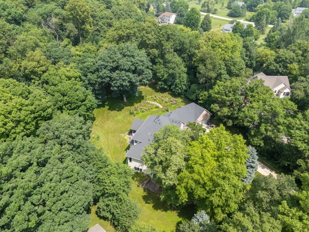 6921 Bluff Lane NW Rochester, MN 55901