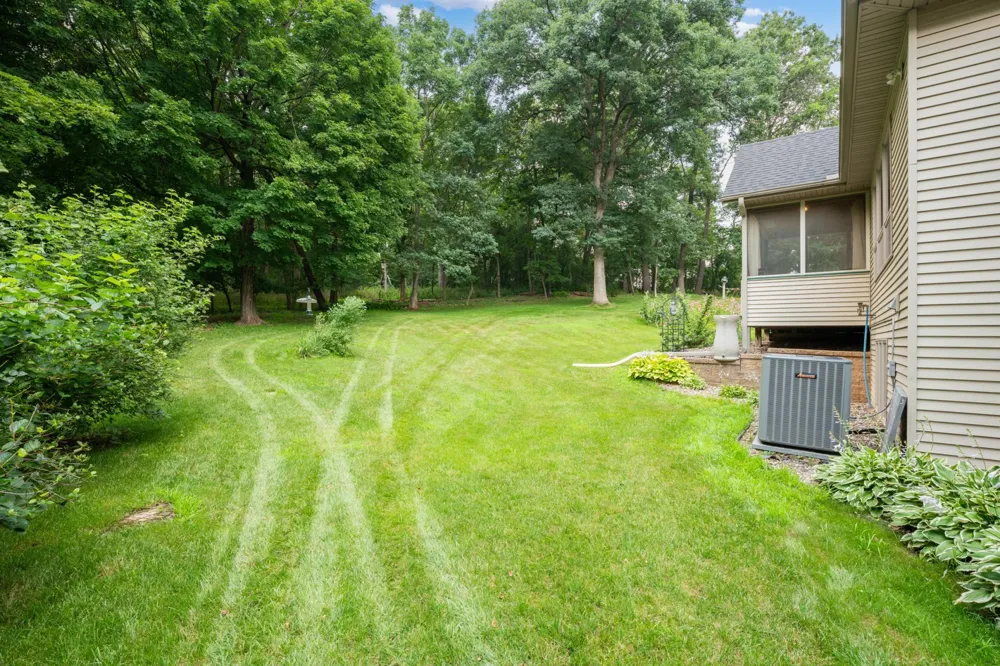 6921 Bluff Lane NW Rochester, MN 55901