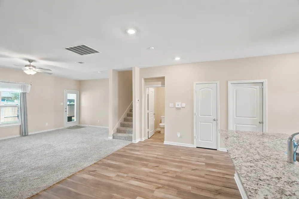 364 Ridgeland Oaks Drive Fort Worth, TX 76120