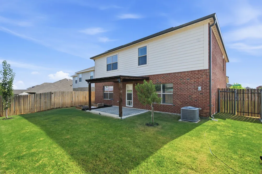 364 Ridgeland Oaks Drive Fort Worth, TX 76120