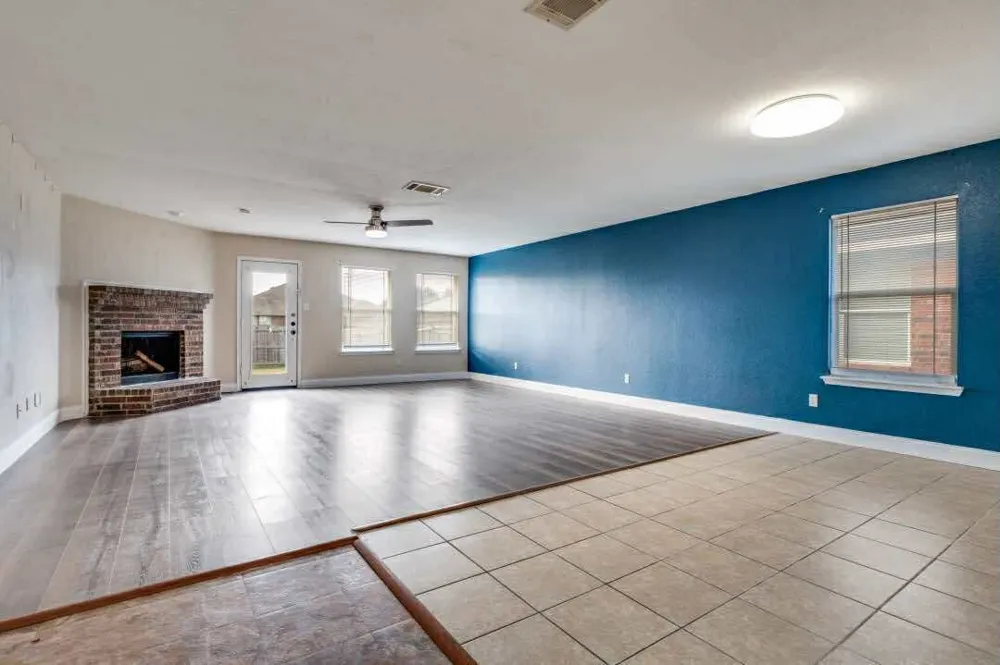 2118 Augusta Street Lancaster, TX 75146