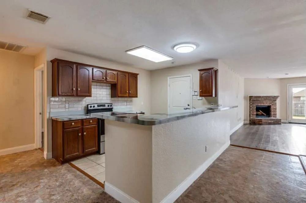 2118 Augusta Street Lancaster, TX 75146