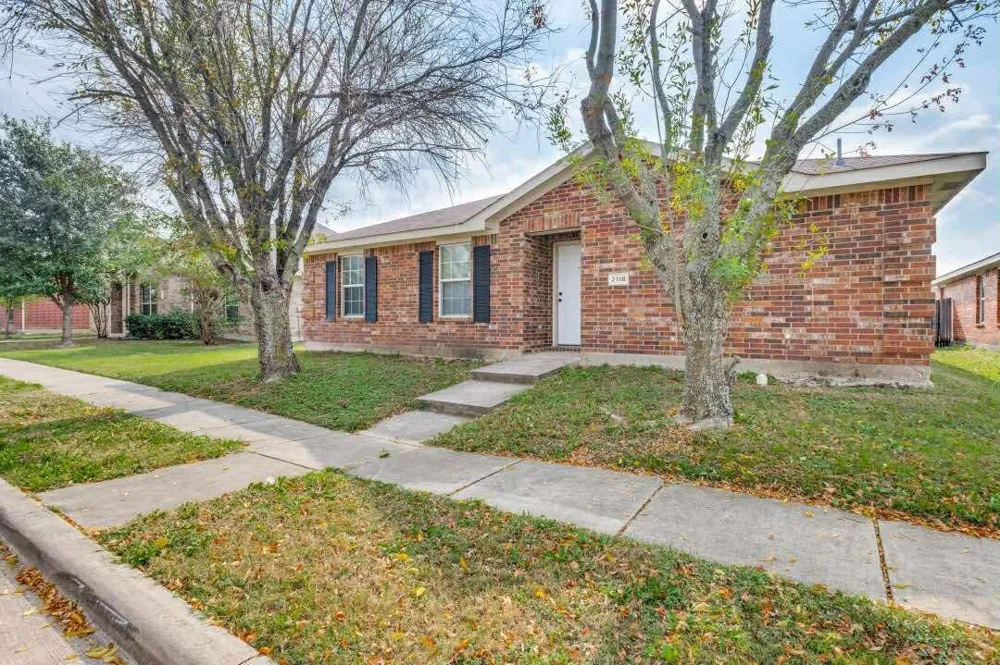 2118 Augusta Street Lancaster, TX 75146