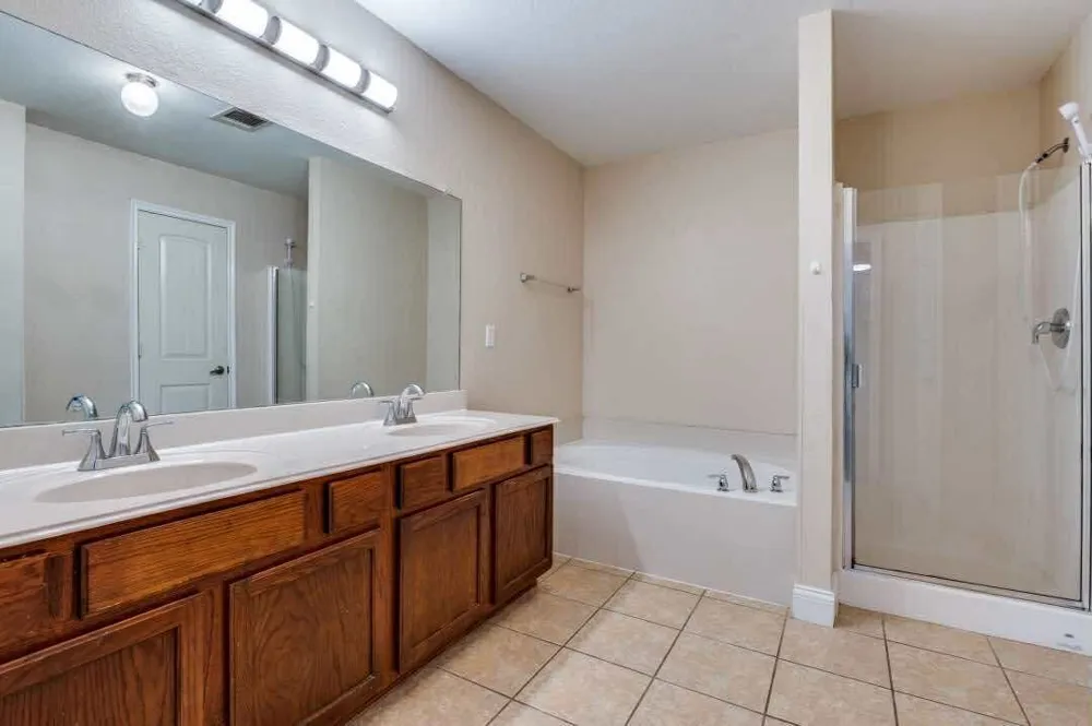 2118 Augusta Street Lancaster, TX 75146