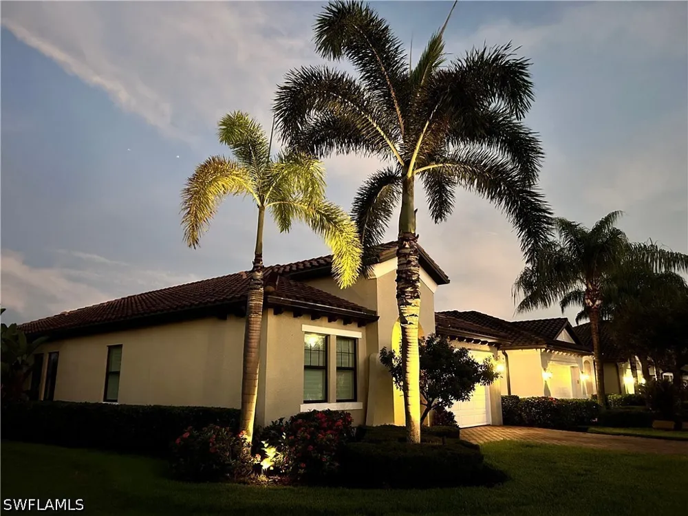 Abaca Circle Naples, FL 34119