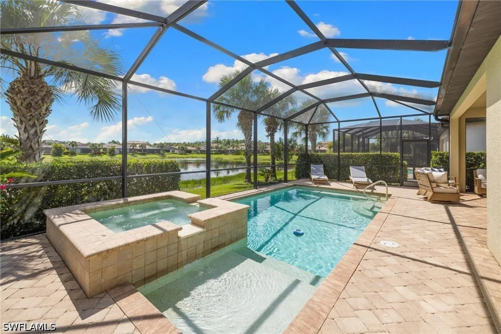 Abaca Circle Naples, FL 34119