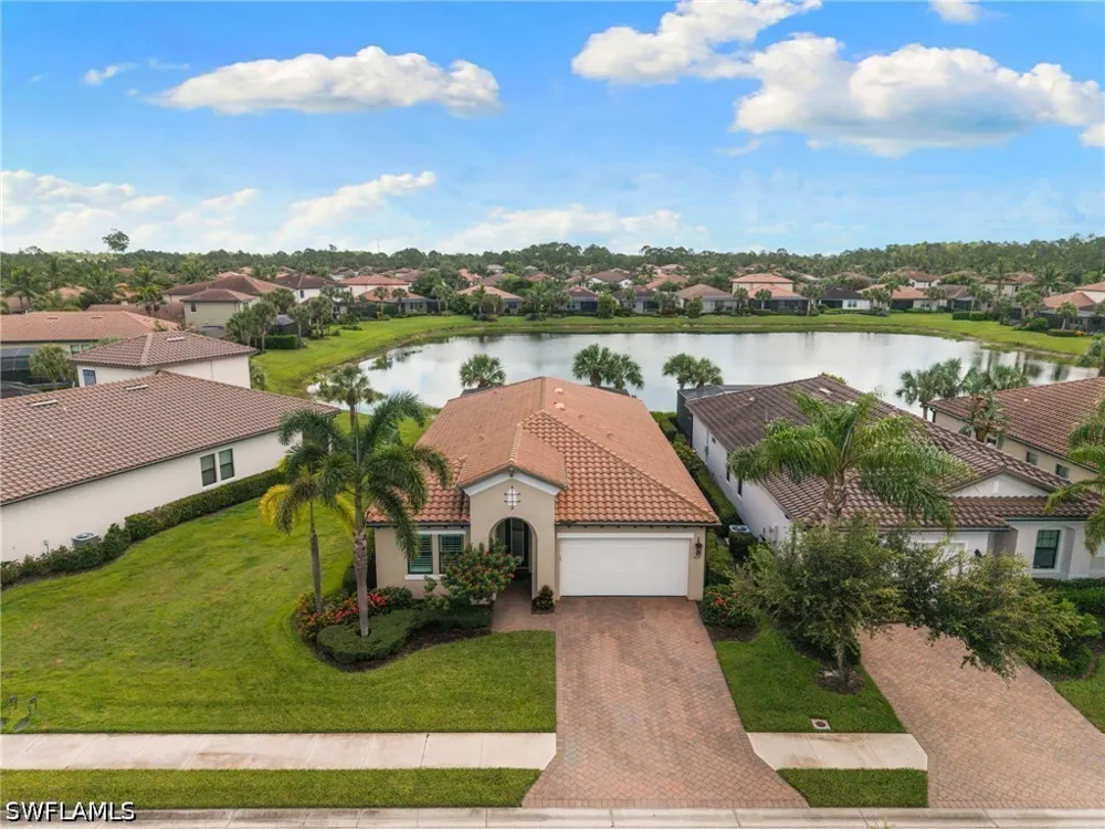 Abaca Circle Naples, FL 34119