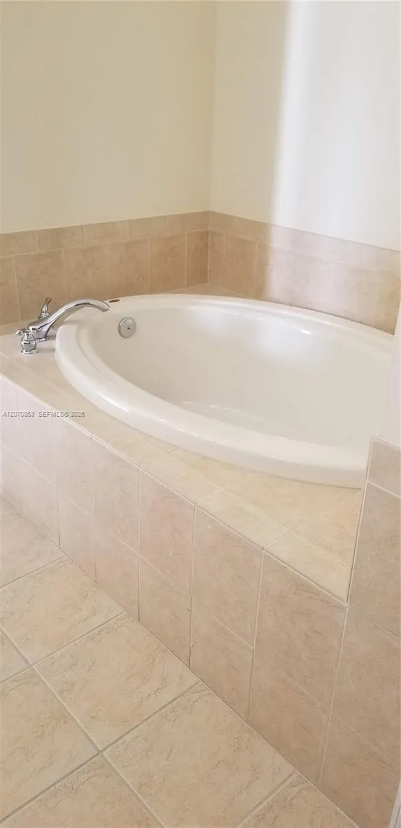 6033 NW 118th Dr #6033 Coral Springs, FL 33076