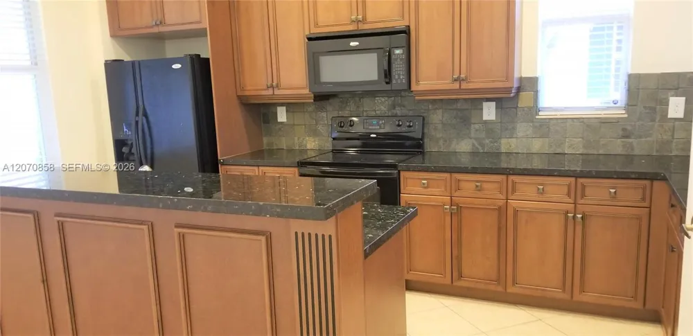 6033 NW 118th Dr #6033 Coral Springs, FL 33076