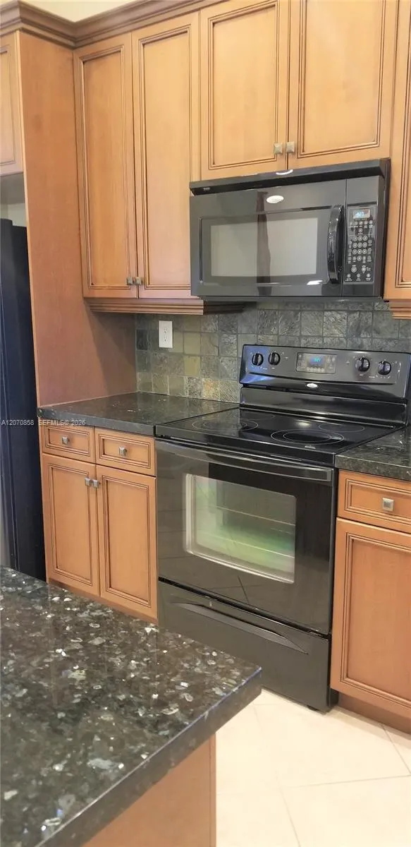 6033 NW 118th Dr #6033 Coral Springs, FL 33076