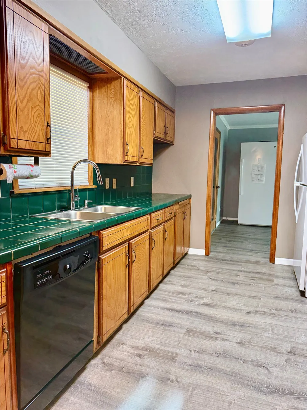 17 E Norma Avenue Sulphur, OK 73086