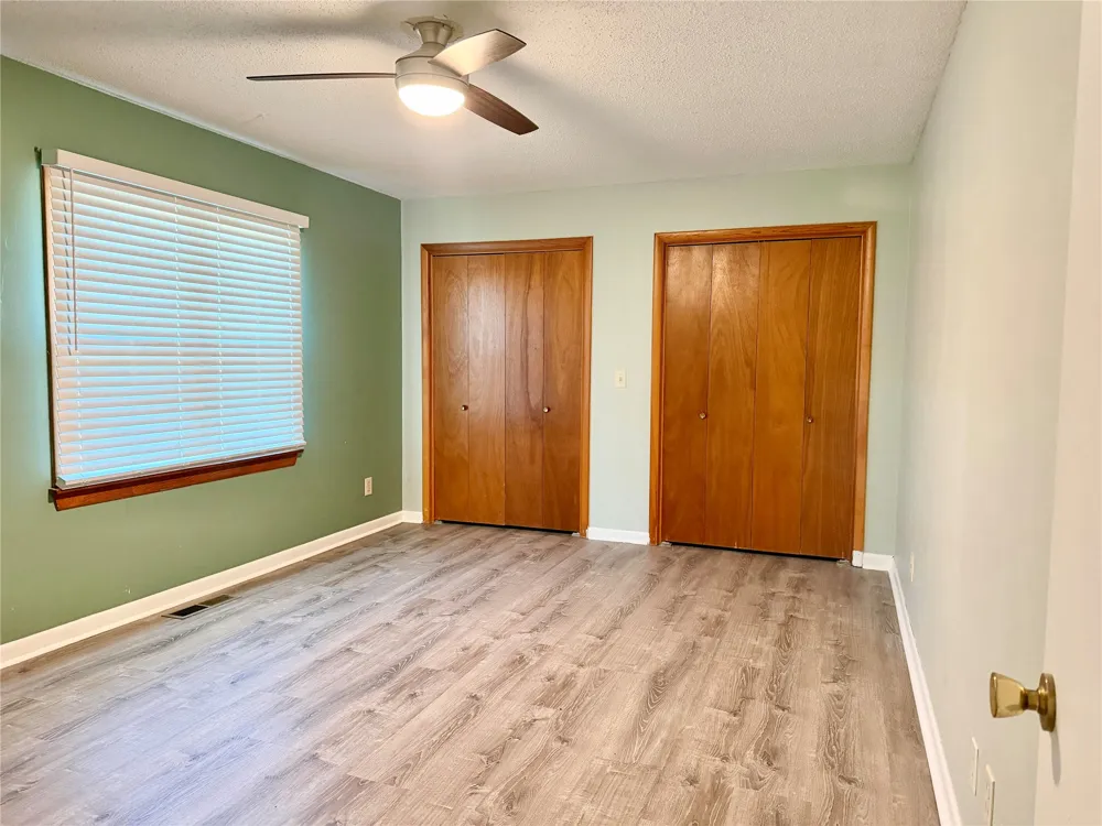 17 E Norma Avenue Sulphur, OK 73086