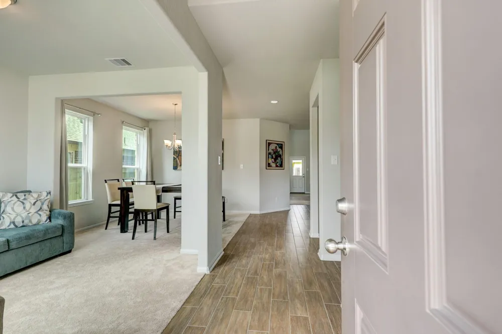2125 Sand Lily Dr Texas City, TX 77568