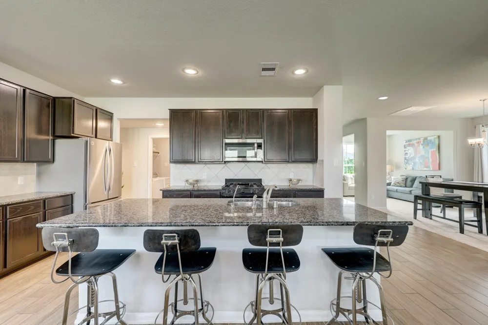 2125 Sand Lily Dr Texas City, TX 77568