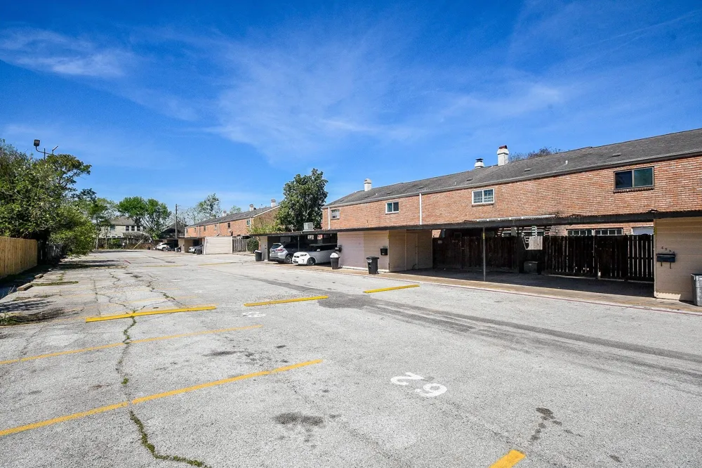 4258 Belle Park Drive #4258 Houston, TX 77072