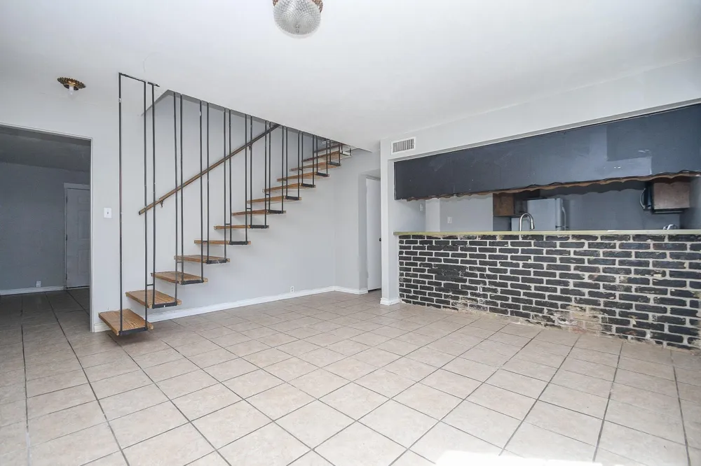 4258 Belle Park Drive #4258 Houston, TX 77072