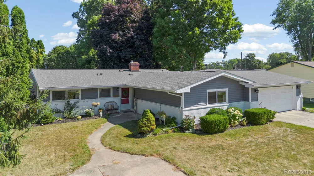 9194 Oakview Drive Swartz Creek City, MI 48473