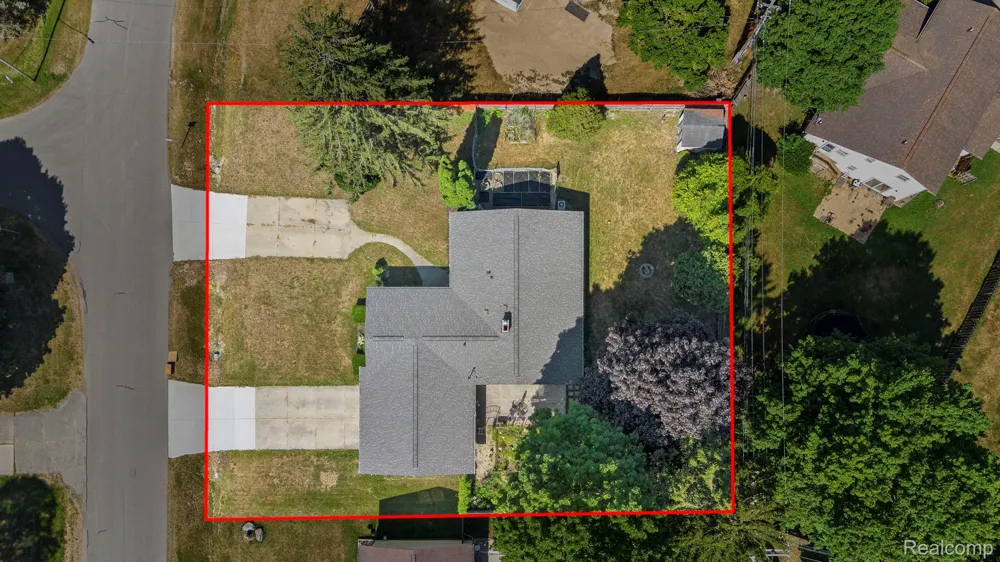 9194 Oakview Drive Swartz Creek City, MI 48473