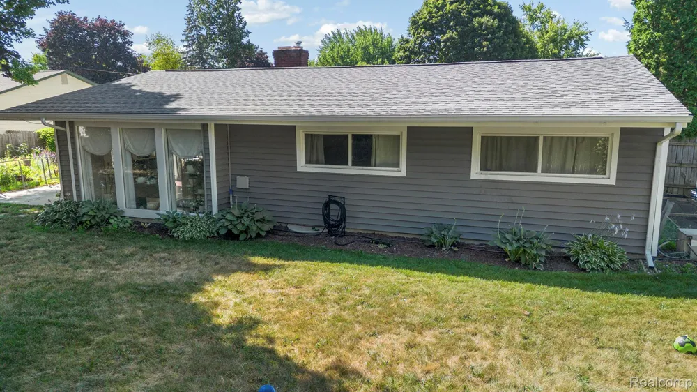 9194 Oakview Drive Swartz Creek City, MI 48473