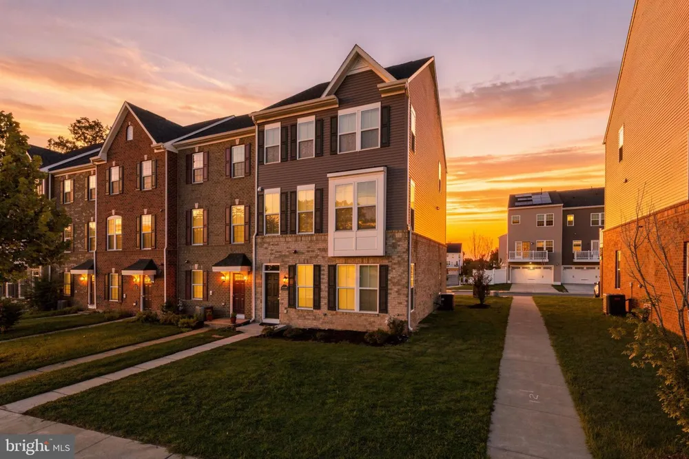 11364 WILLOW GREEN CIRCLE Manassas, VA 20109