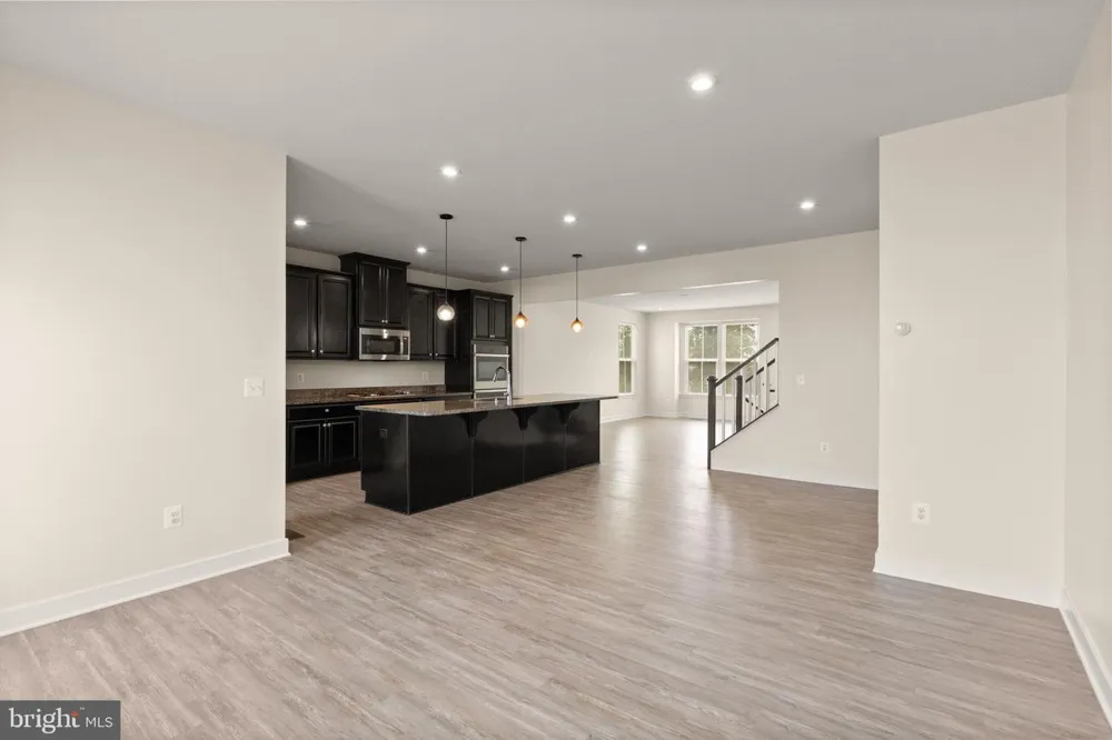 11364 WILLOW GREEN CIRCLE Manassas, VA 20109