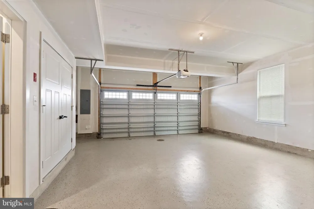 11364 WILLOW GREEN CIRCLE Manassas, VA 20109