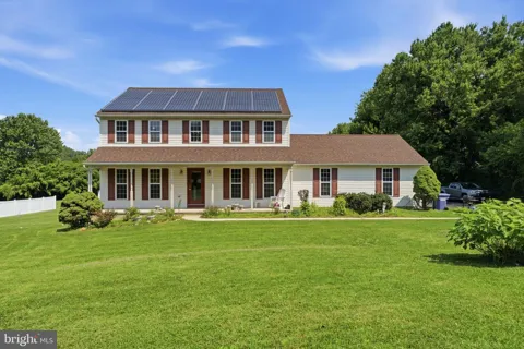 439 MEADOW DRIVE