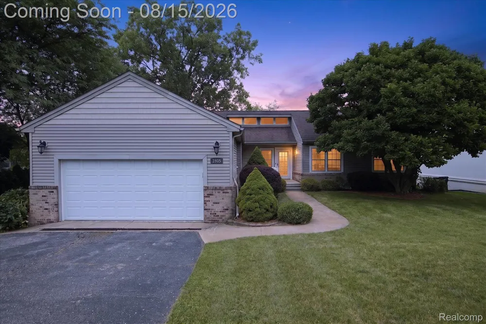 2805 Coral Brighton Township, MI 48114