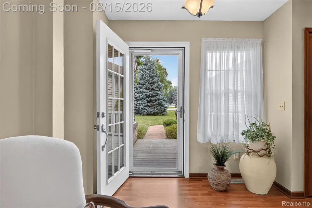 2805 Coral Brighton Township, MI 48114