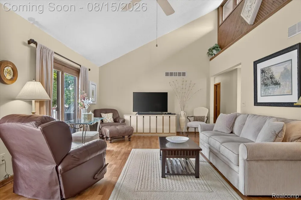 2805 Coral Brighton Township, MI 48114