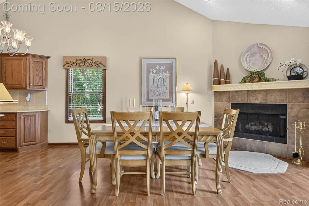2805 Coral Brighton Township, MI 48114