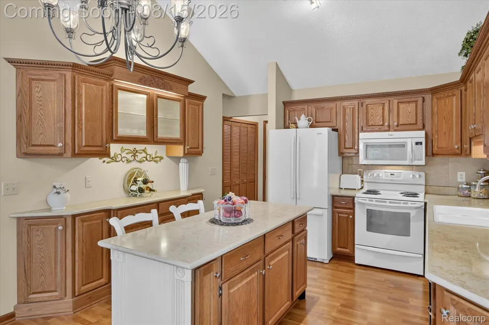 2805 Coral Brighton Township, MI 48114