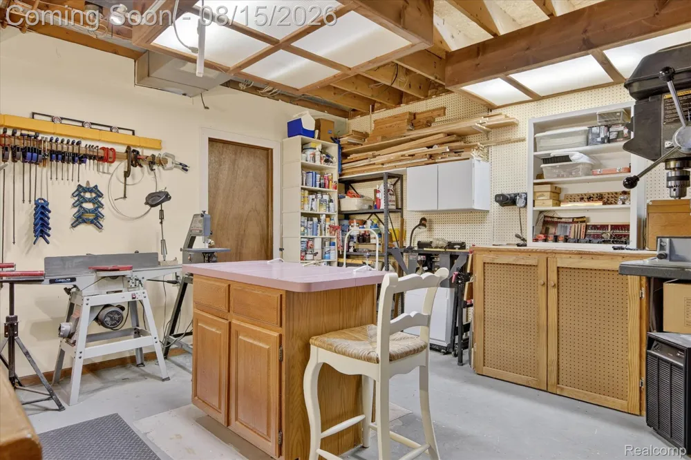 2805 Coral Brighton Township, MI 48114