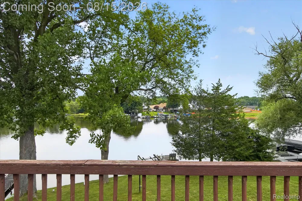 2805 Coral Brighton Township, MI 48114