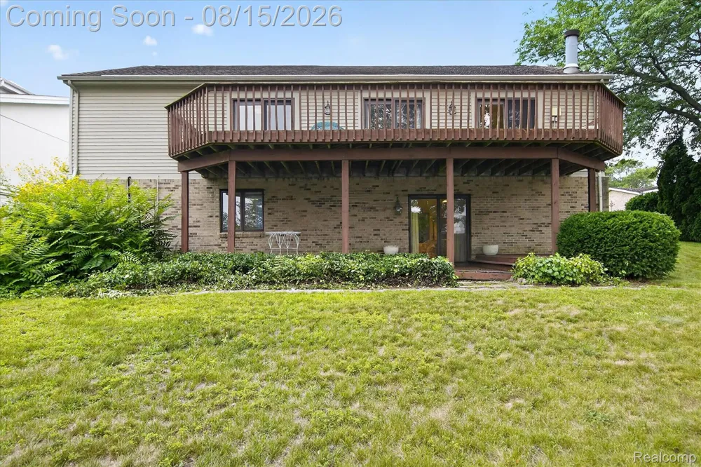 2805 Coral Brighton Township, MI 48114