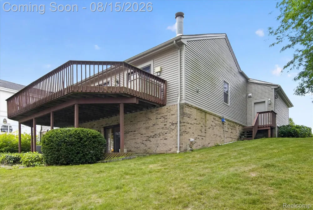2805 Coral Brighton Township, MI 48114
