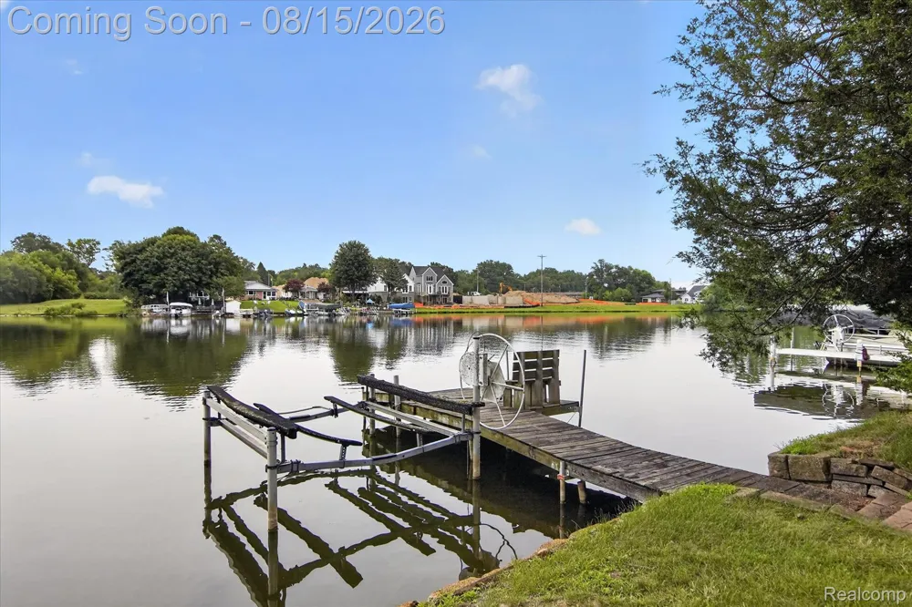 2805 Coral Brighton Township, MI 48114