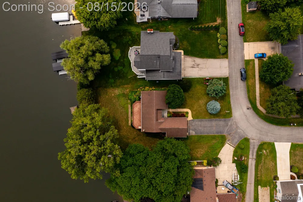 2805 Coral Brighton Township, MI 48114