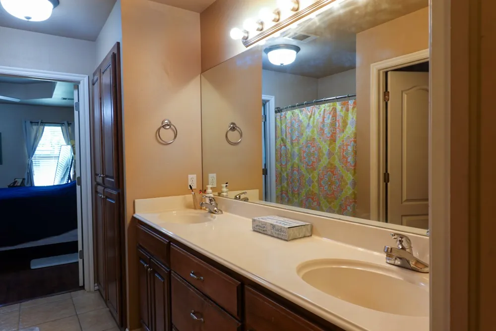 5403 Roadrunner Court Durant, OK 74701