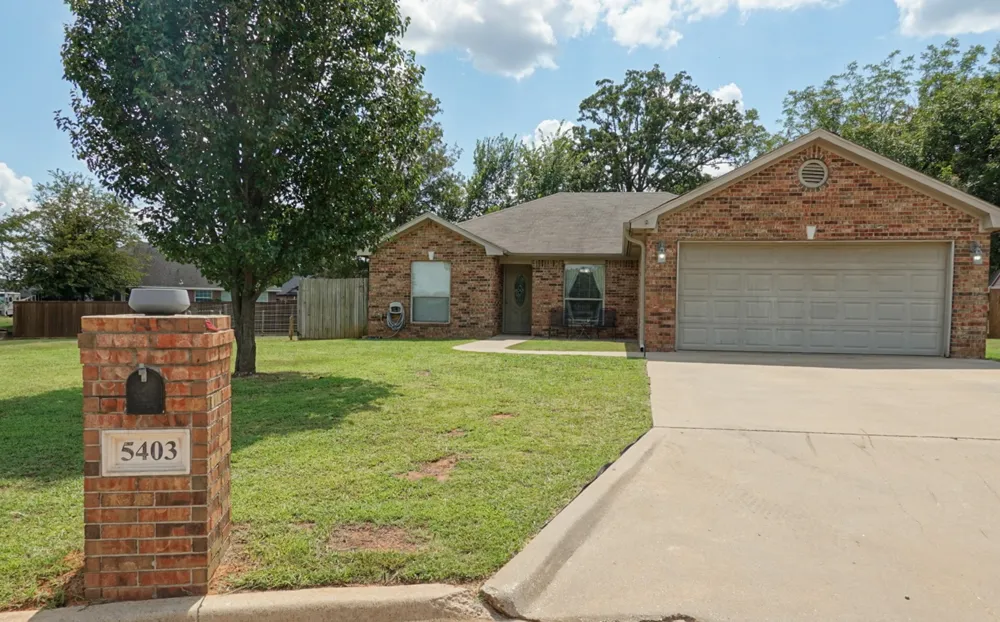 5403 Roadrunner Court Durant, OK 74701