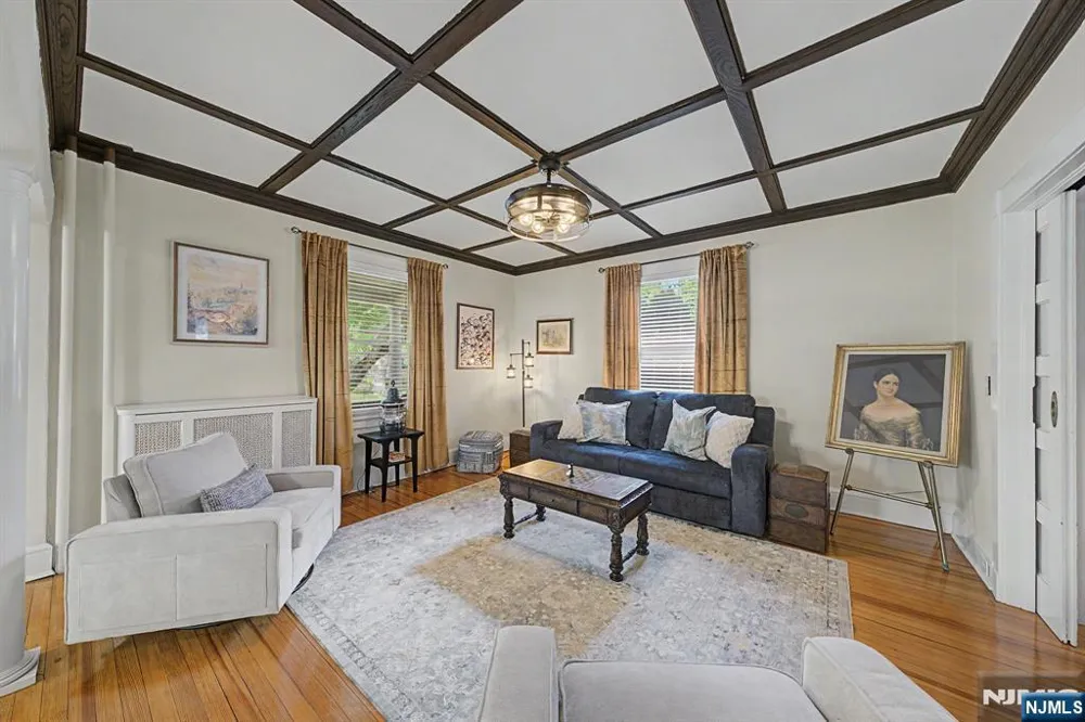 11 Willow Street Cranford, NJ 07016