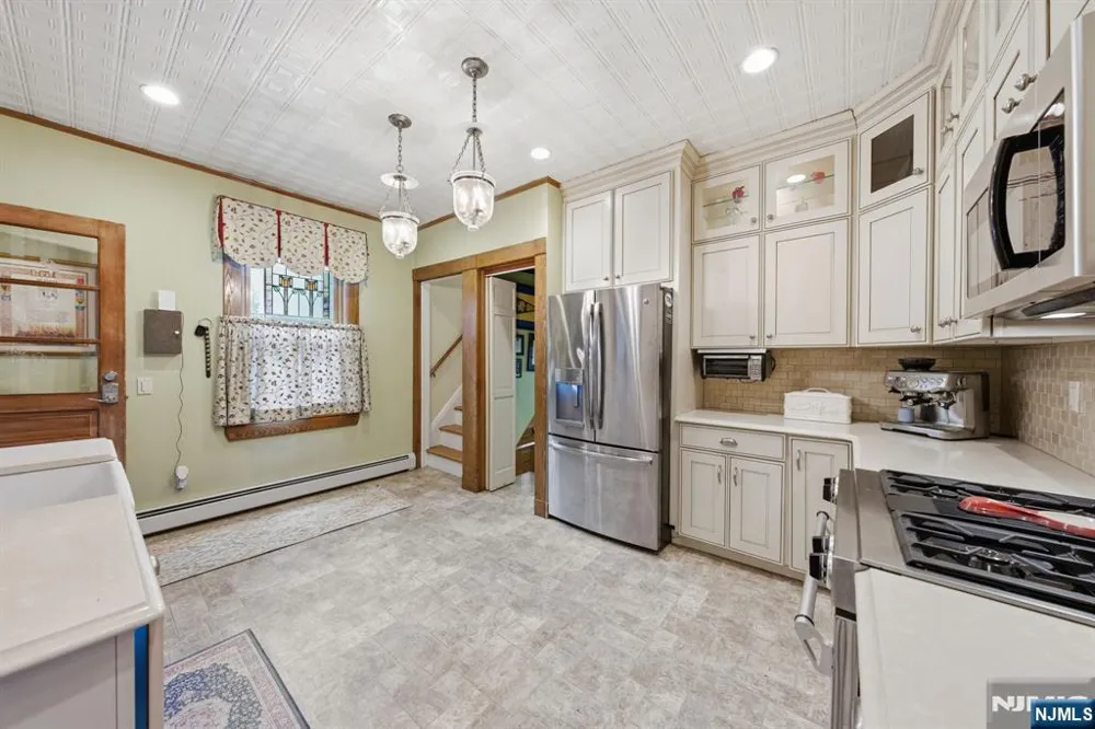 11 Willow Street Cranford, NJ 07016