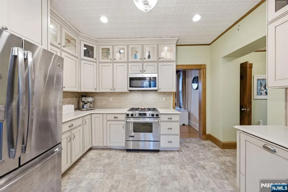 11 Willow Street Cranford, NJ 07016