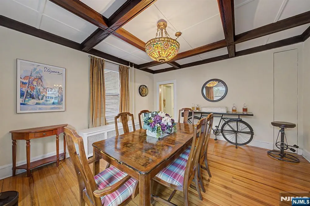 11 Willow Street Cranford, NJ 07016
