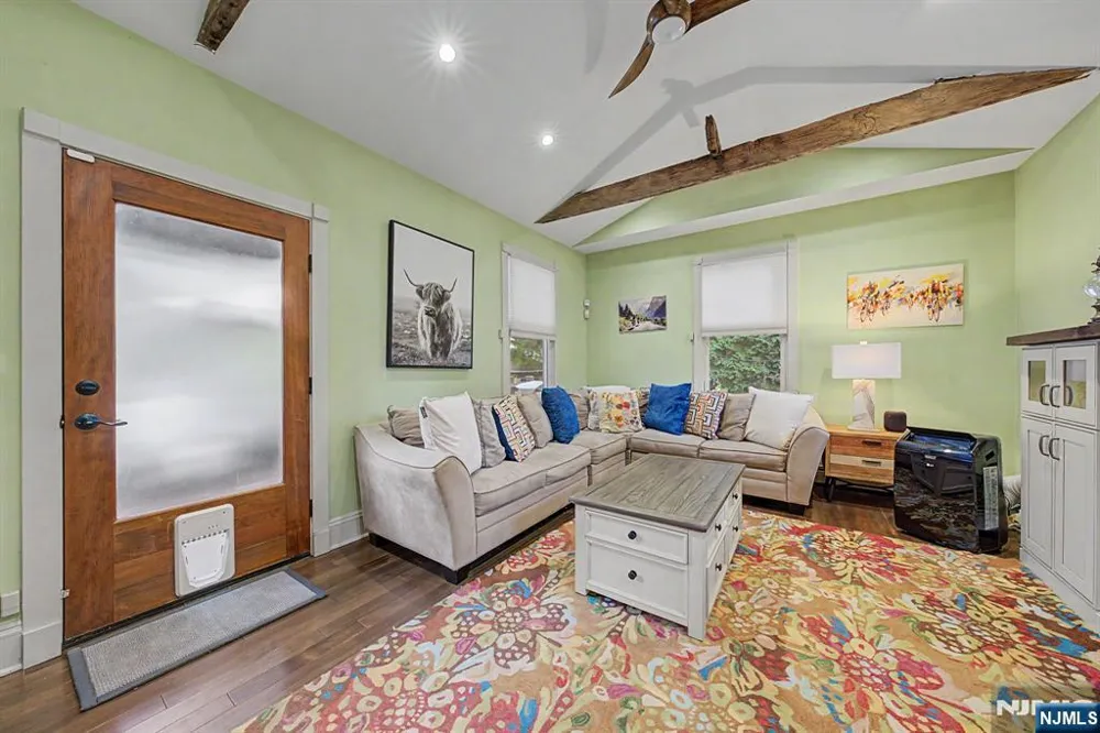 11 Willow Street Cranford, NJ 07016