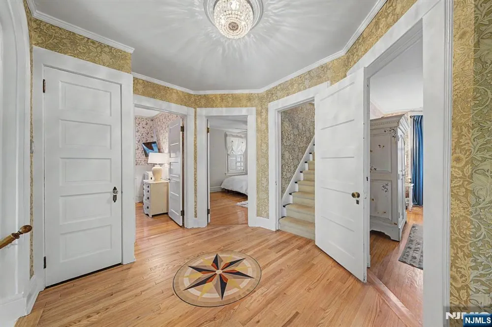 11 Willow Street Cranford, NJ 07016