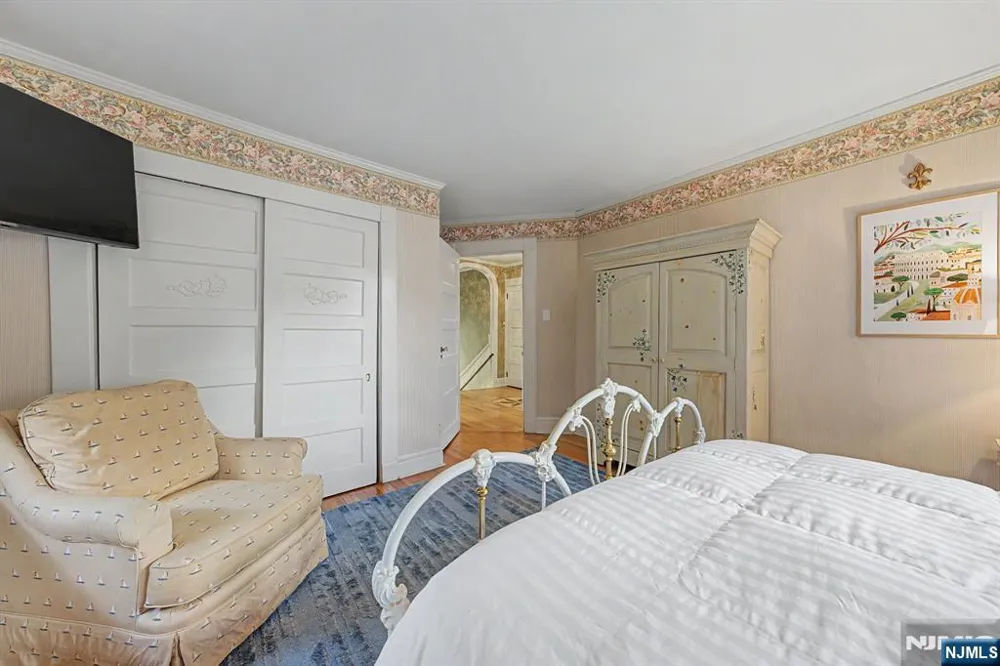 11 Willow Street Cranford, NJ 07016